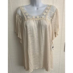 NEW Women’s LDLA Lace Blouse with Flutter Sleeves Size L